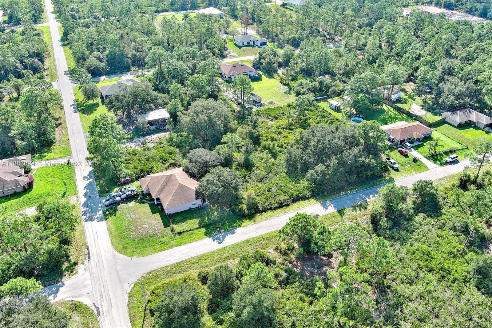 LEHIGH ACRES - Land