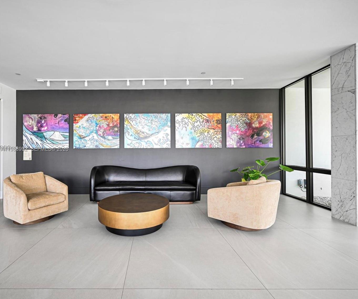 CLEARVIEW TOWERS CONDO - Residential