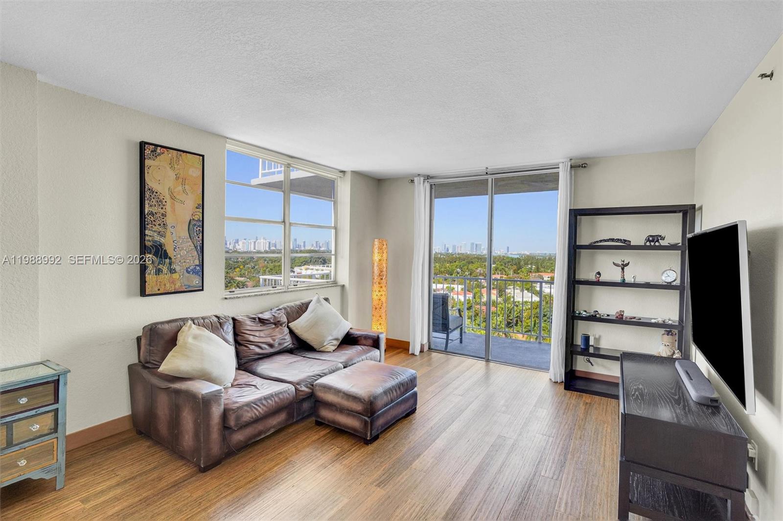 CLEARVIEW TOWERS CONDO - Residential