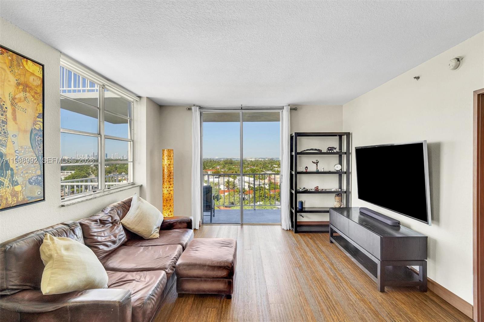 CLEARVIEW TOWERS CONDO - Residential