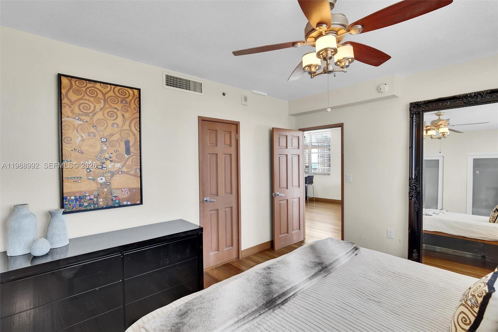 CLEARVIEW TOWERS CONDO - Residential