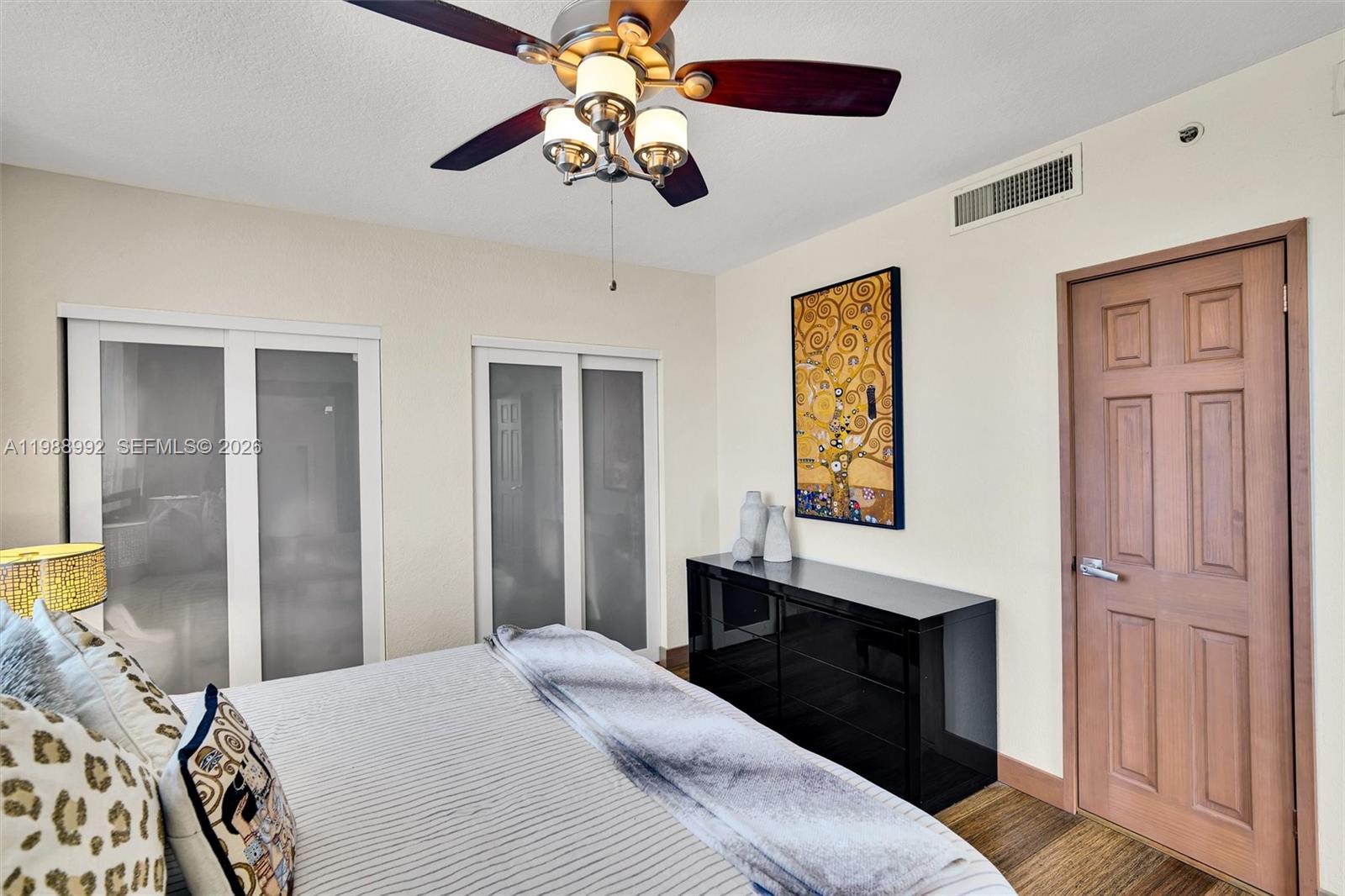 CLEARVIEW TOWERS CONDO - Residential