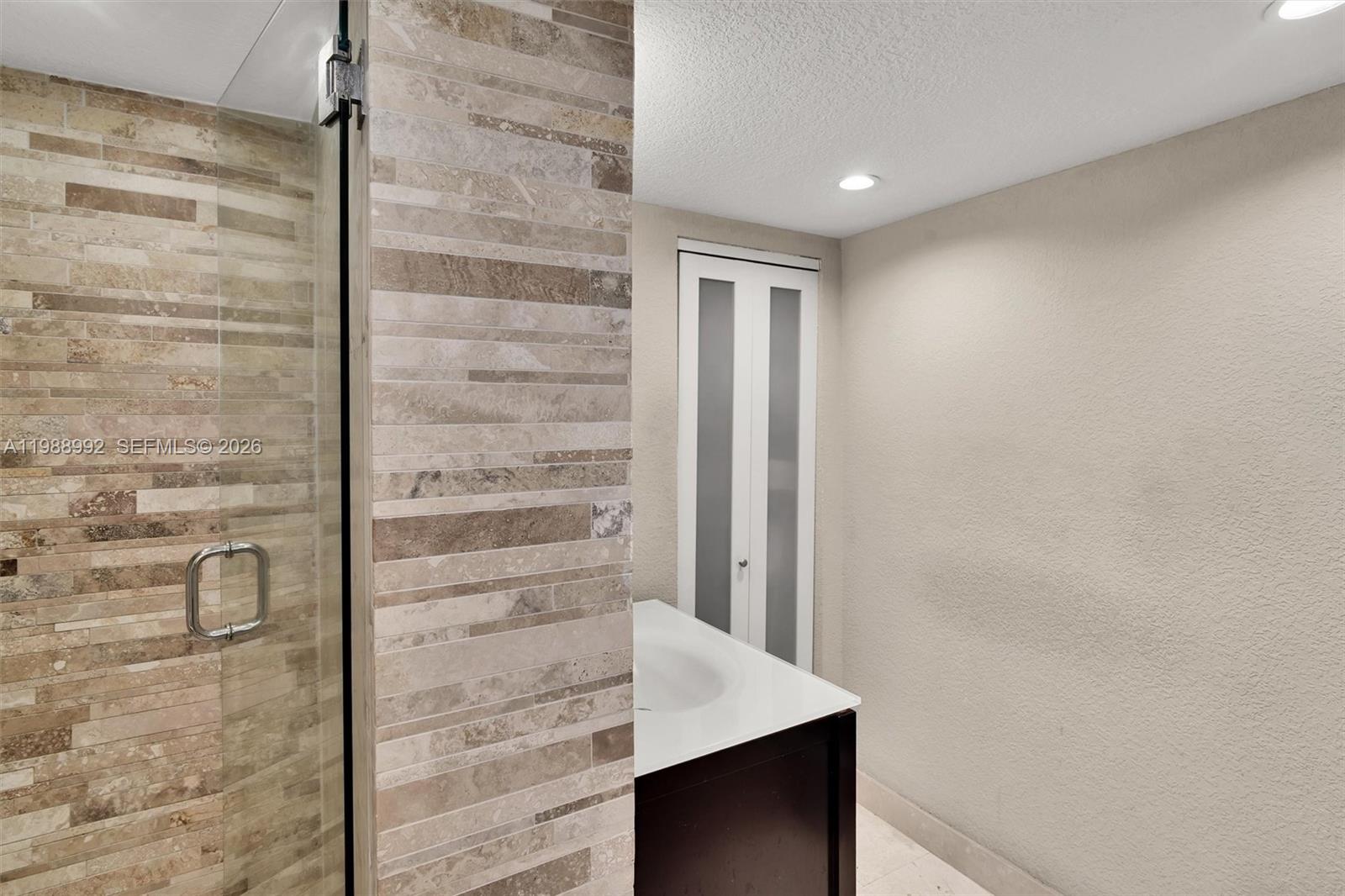 CLEARVIEW TOWERS CONDO - Residential