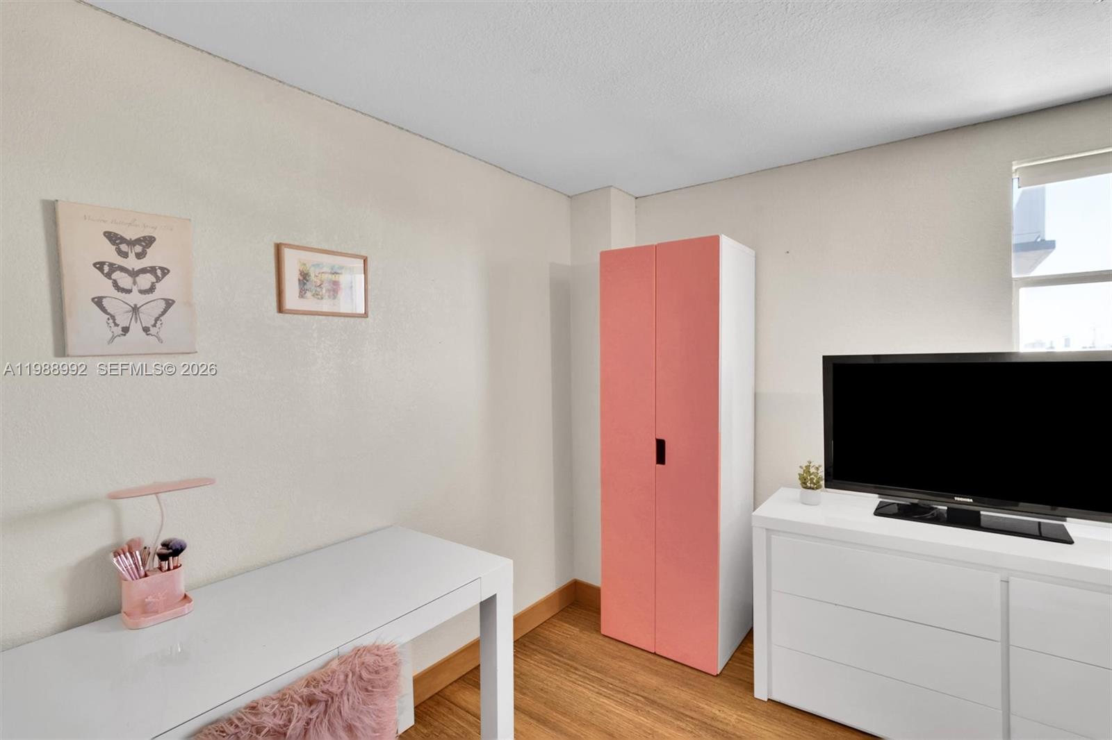 CLEARVIEW TOWERS CONDO - Residential