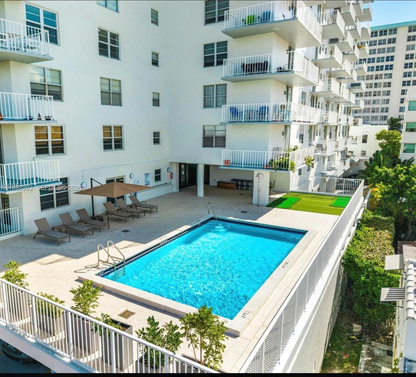 CLEARVIEW TOWERS CONDO - Residential