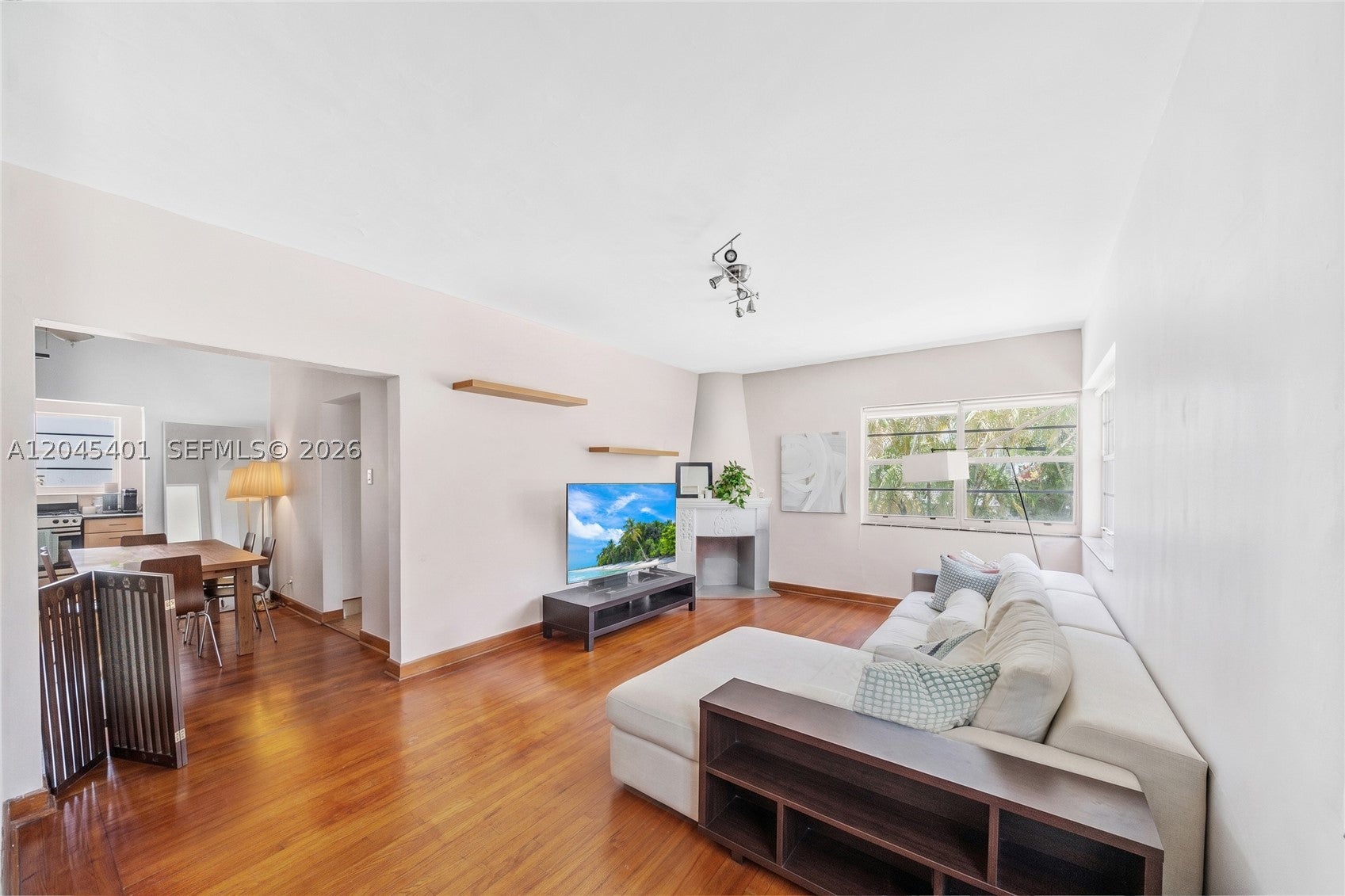 1559 Meridian Ave 108