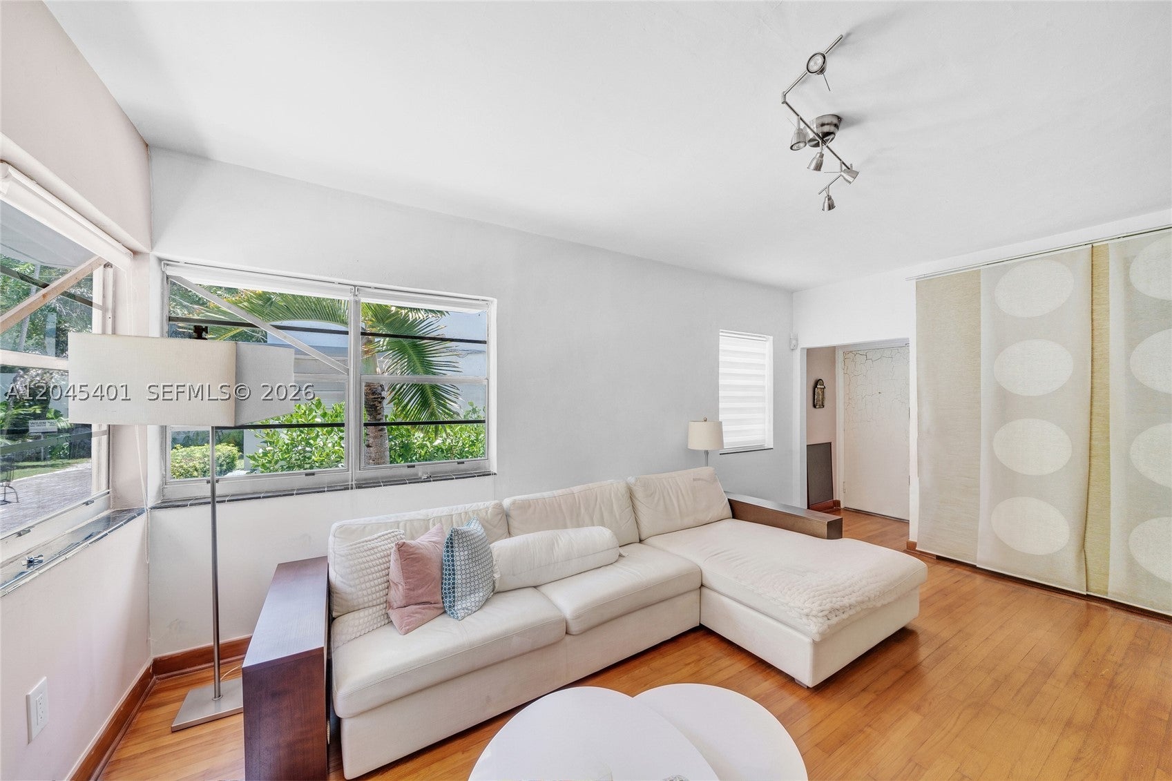 1559 Meridian Ave 108