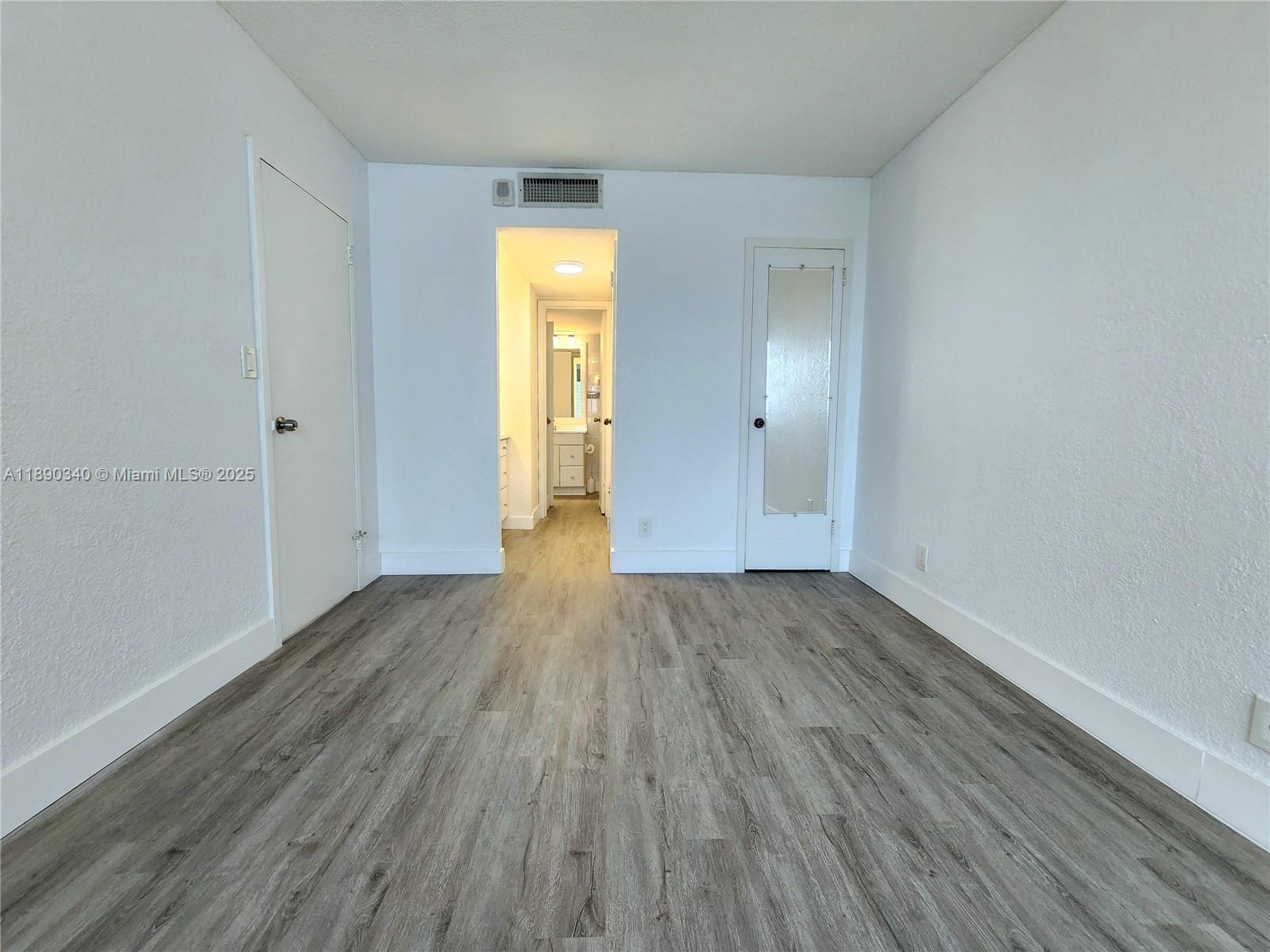 PARKER PLAZA CONDO ESTATE - Residential Lease