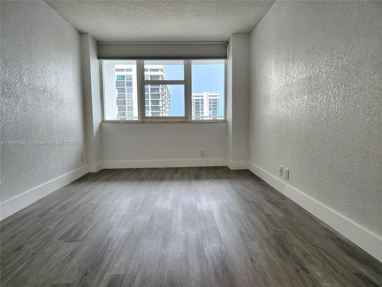 PARKER PLAZA CONDO ESTATE - Residential Lease