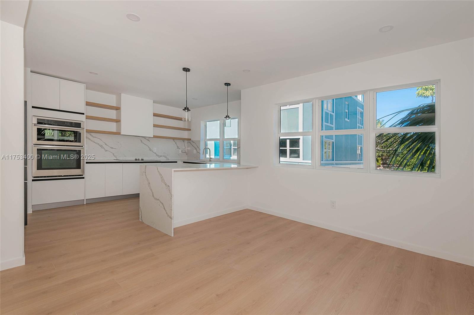 EVERGLADE LAND SALES CO - Residential Income