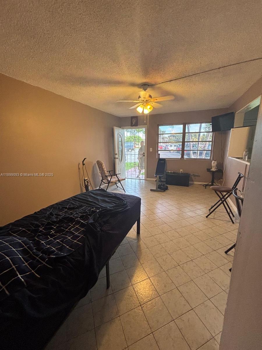 RO-MONT SOUTH CONDO G - Residential