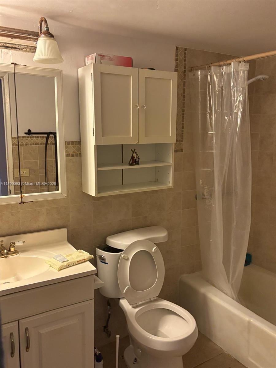 RO-MONT SOUTH CONDO G - Residential