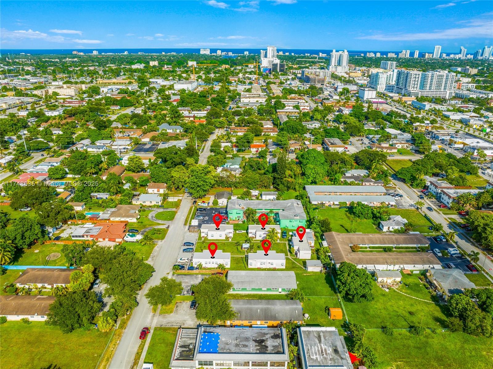 HOLLYWOOD LITTLE RANCHES - Residential Income