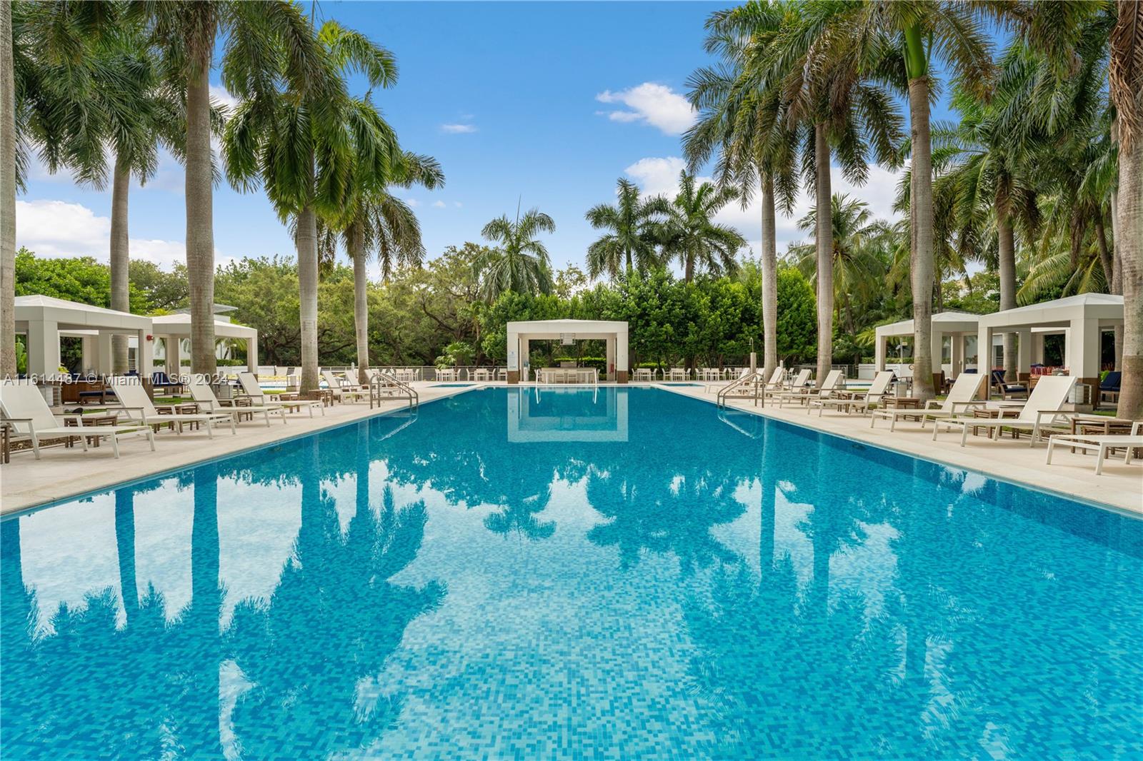 GROVENOR HOUSE CONDO - Residential