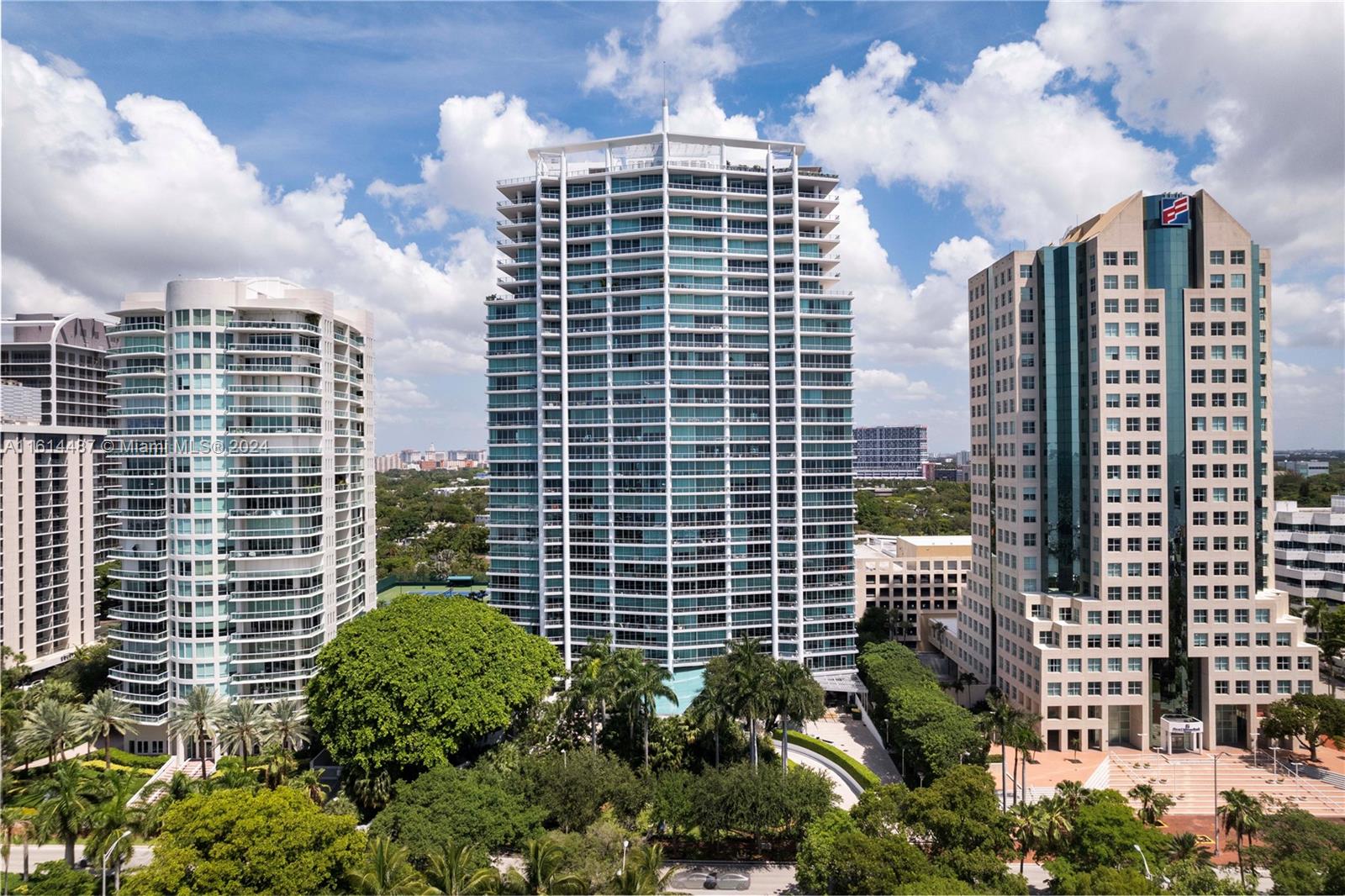 GROVENOR HOUSE CONDO - Residential