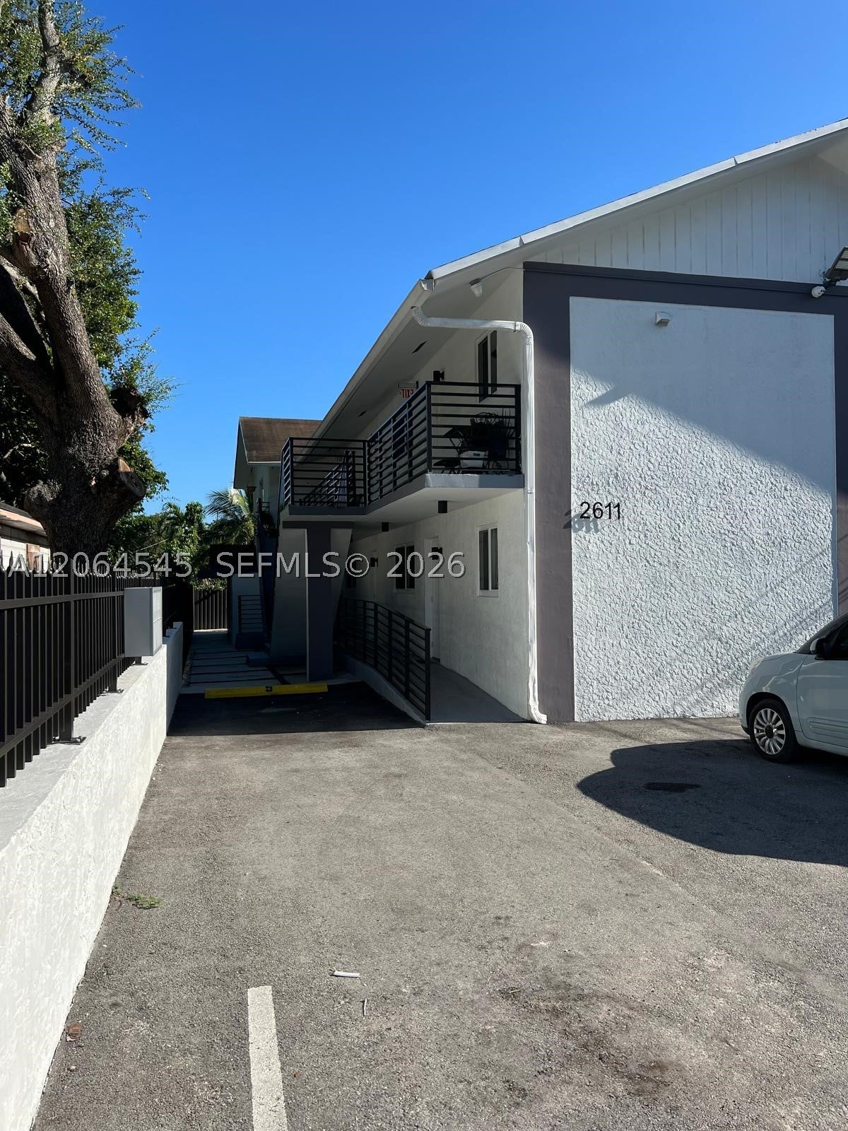 2611 NW 32nd St