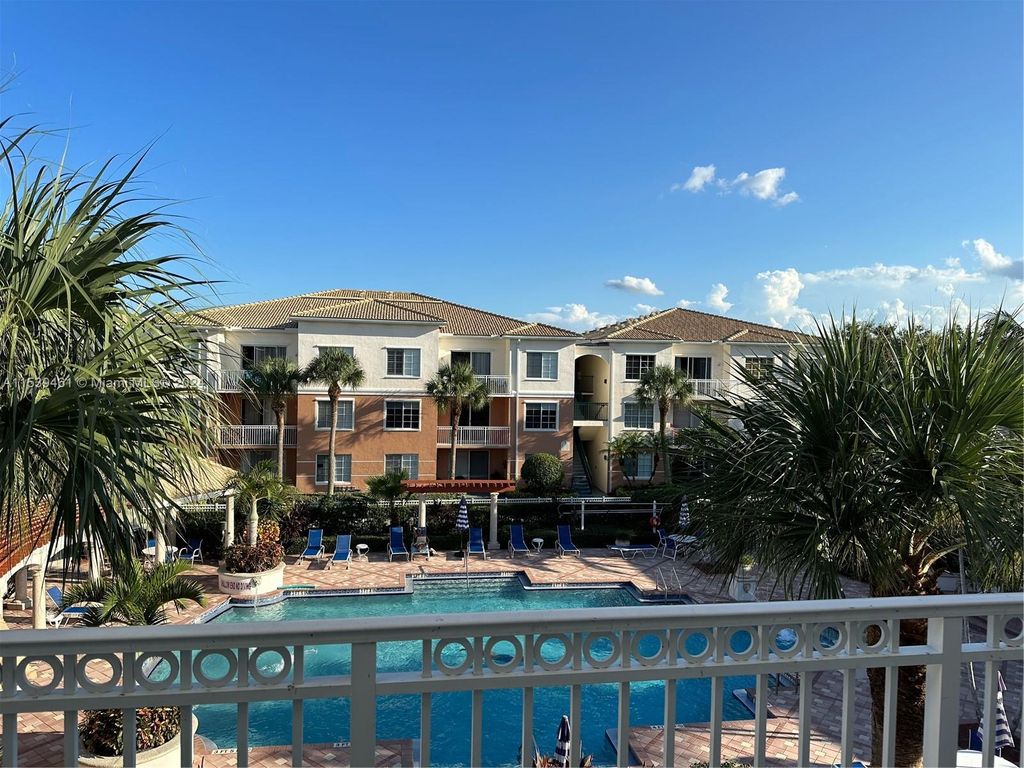 Photo of 4306 E Myrtlewood Cir E #306, Palm Beach Gardens, FL 33418 (MLS # A11539461)