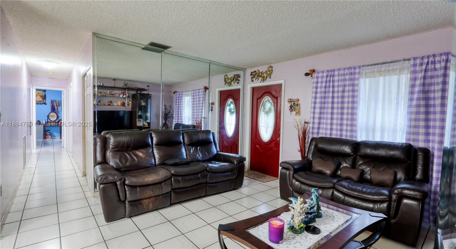 KNOLLWOOD MANOR - Residential