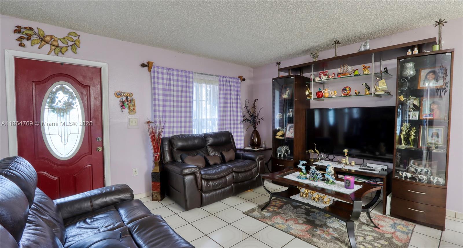 KNOLLWOOD MANOR - Residential