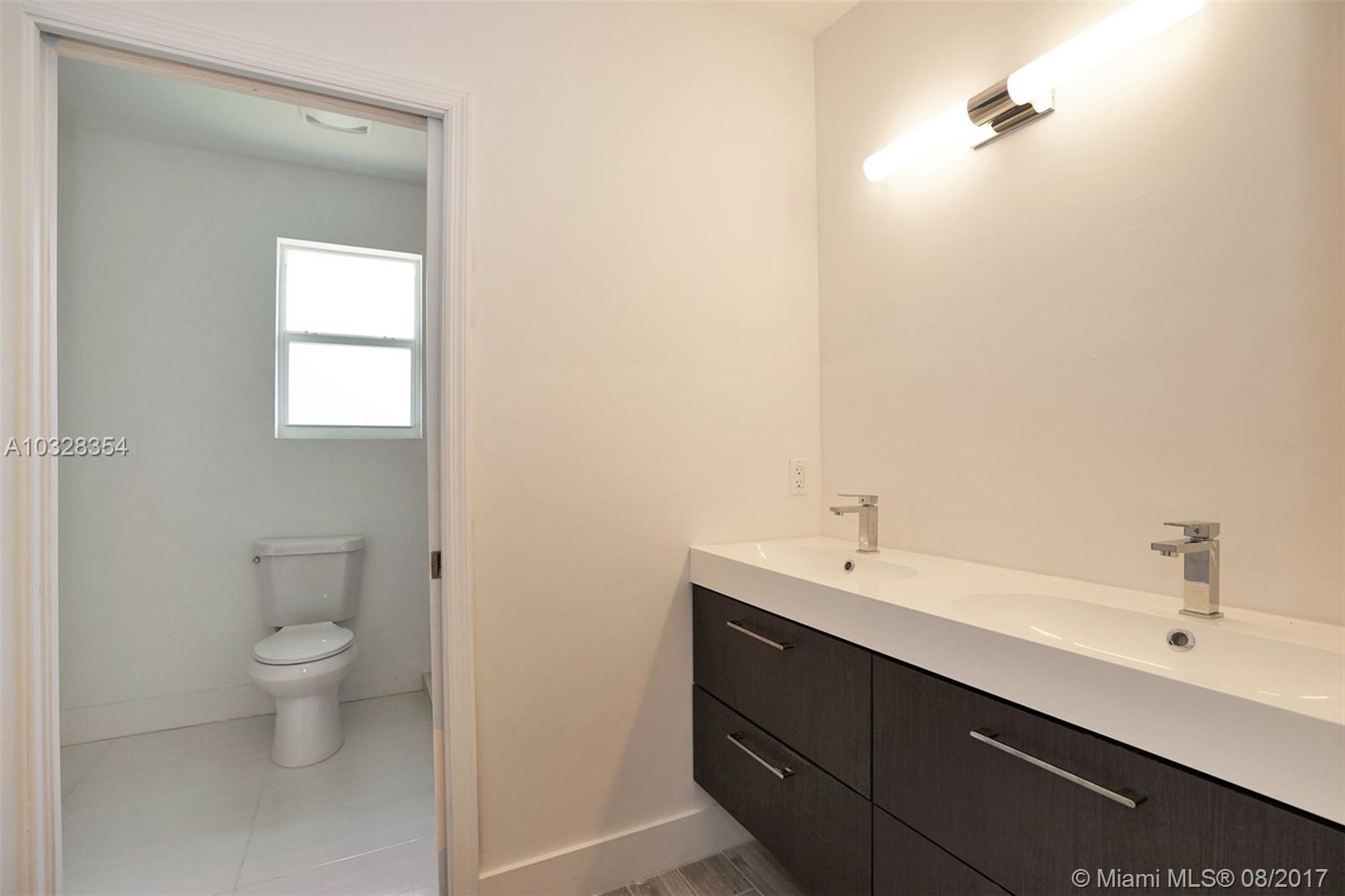 WHISTLING PINES CREEK - Residential Lease