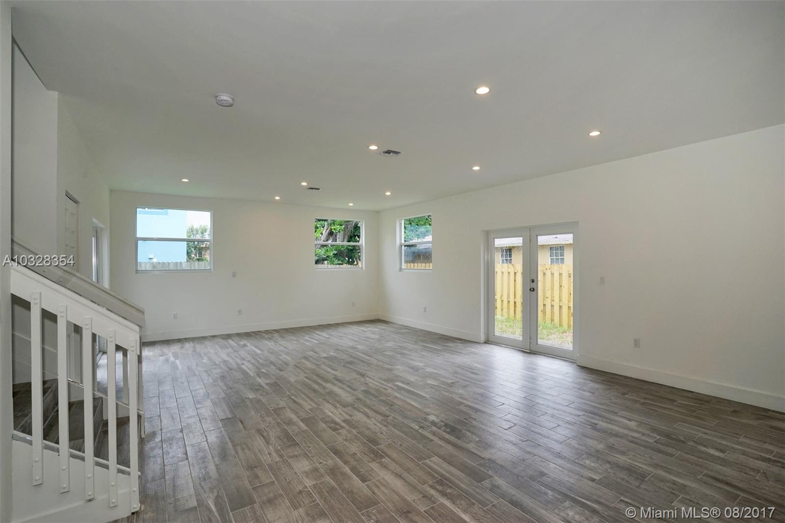 WHISTLING PINES CREEK - Residential Lease