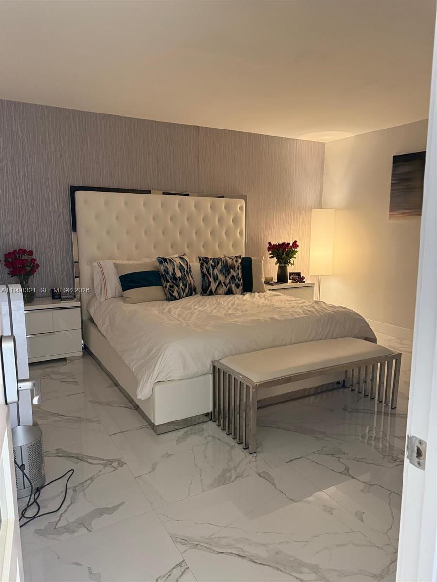 BURR ROAD ESTATES - Residential Lease