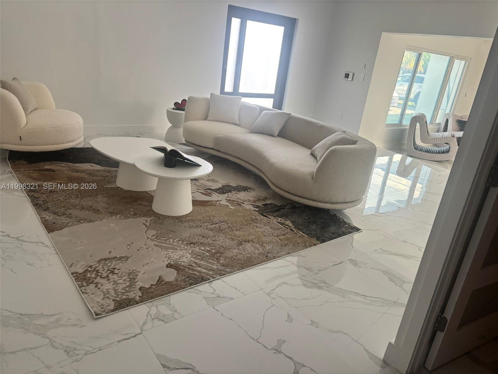 BURR ROAD ESTATES - Residential Lease