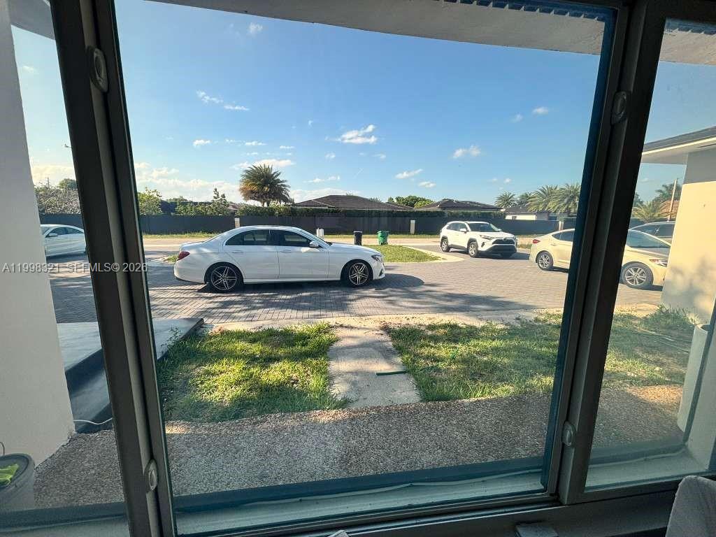 BURR ROAD ESTATES - Residential Lease