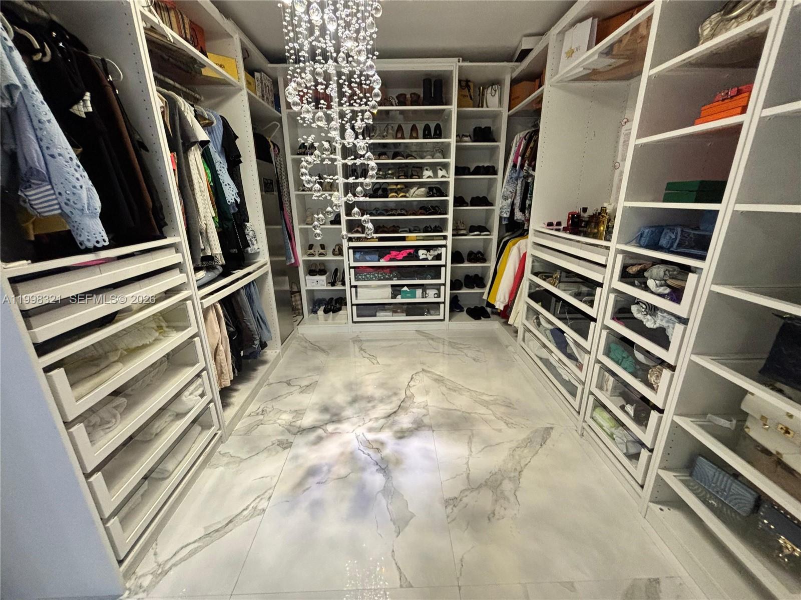 BURR ROAD ESTATES - Residential Lease