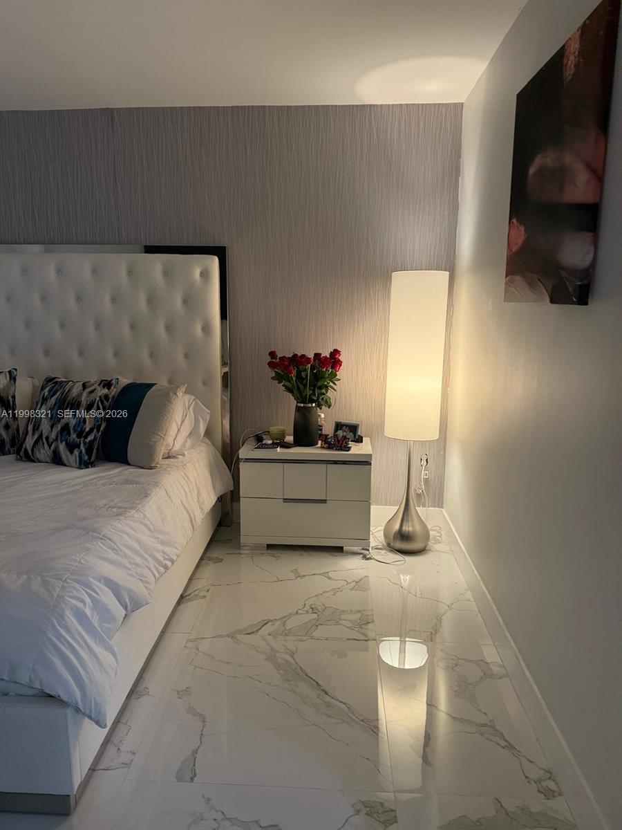 BURR ROAD ESTATES - Residential Lease