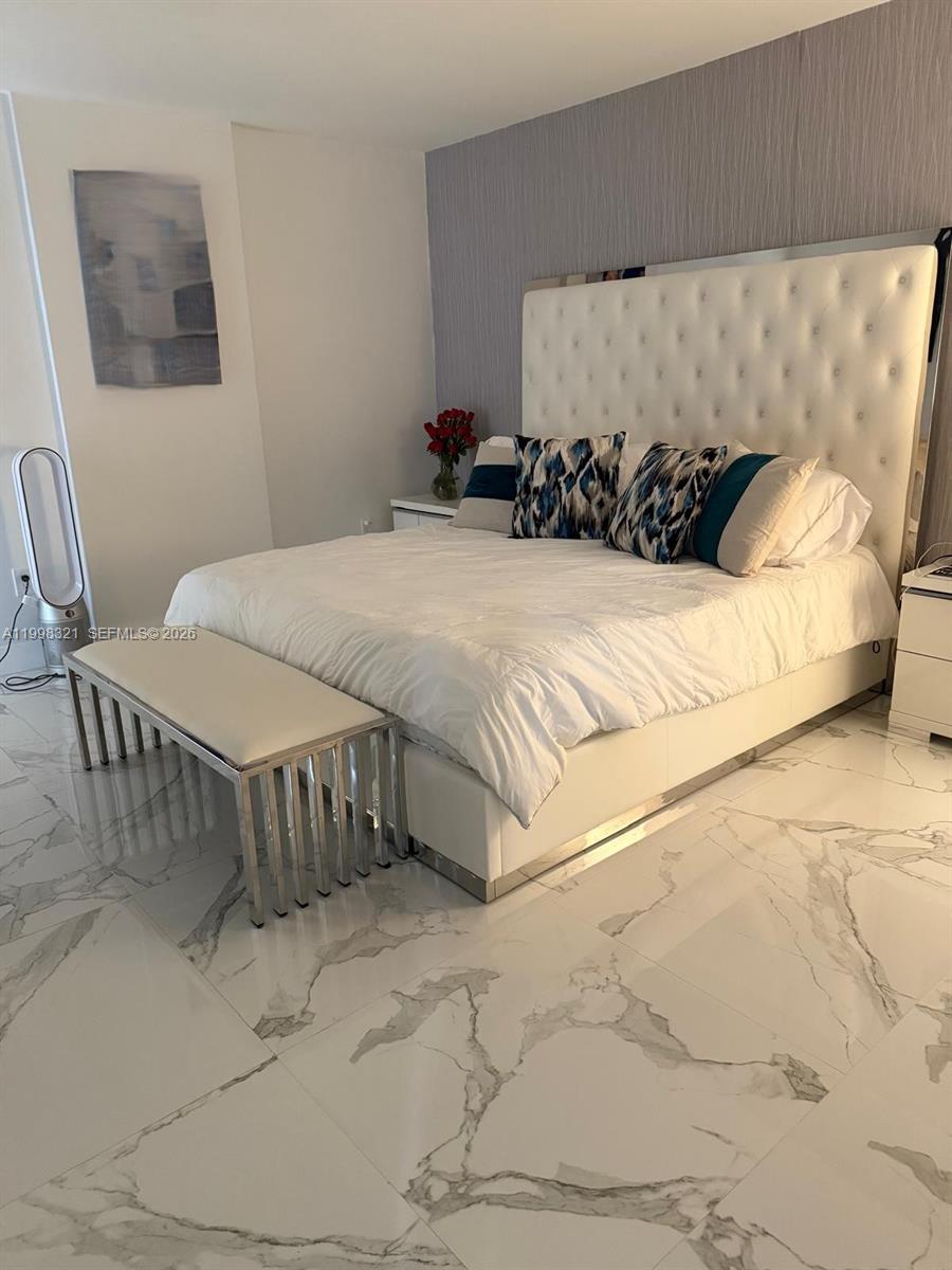 BURR ROAD ESTATES - Residential Lease