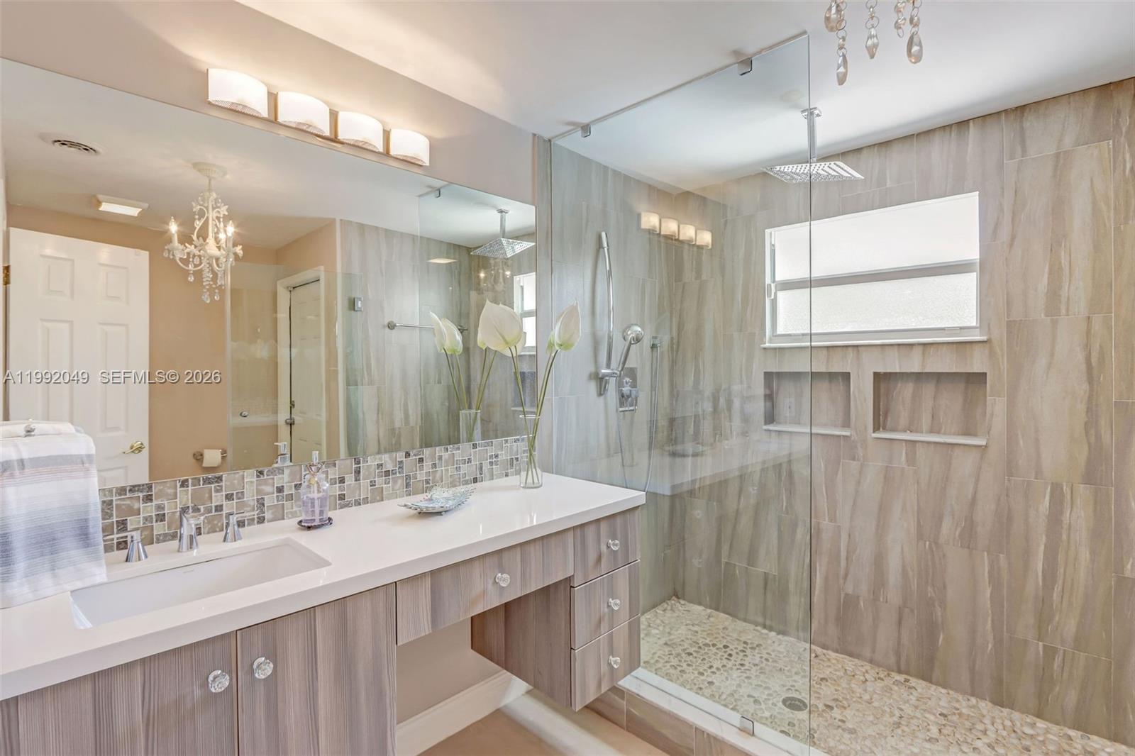 REID MANOR - Residential