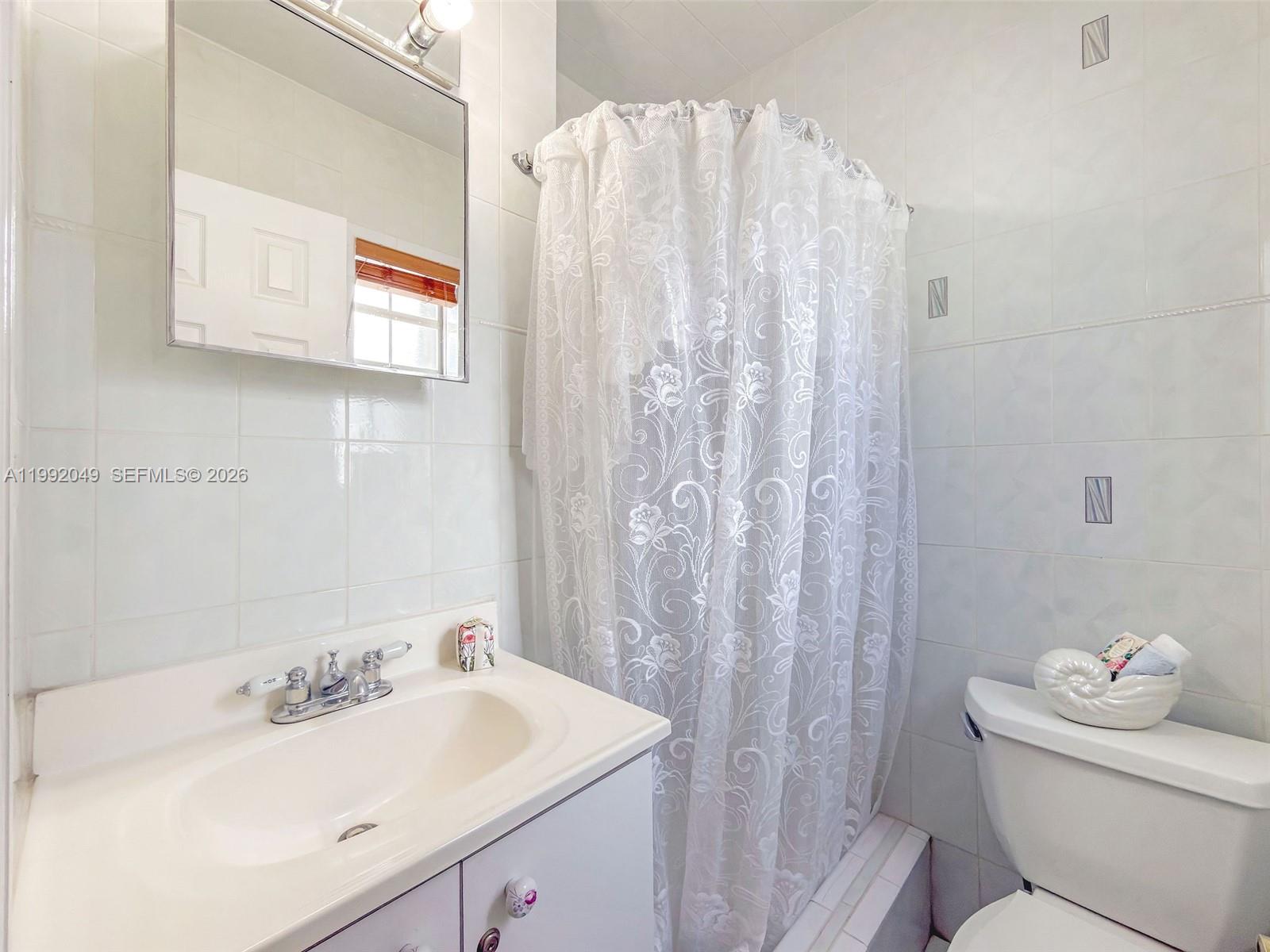 REID MANOR - Residential