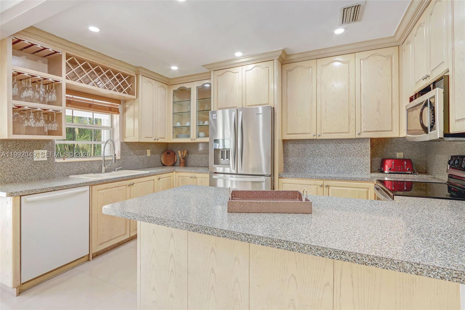 REID MANOR - Residential