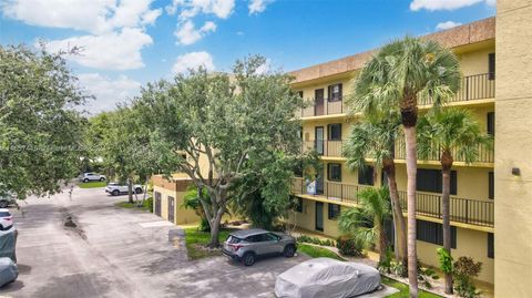 A home in Deerfield Beach