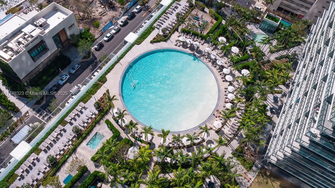 PARAISO BAY CONDO - Residential