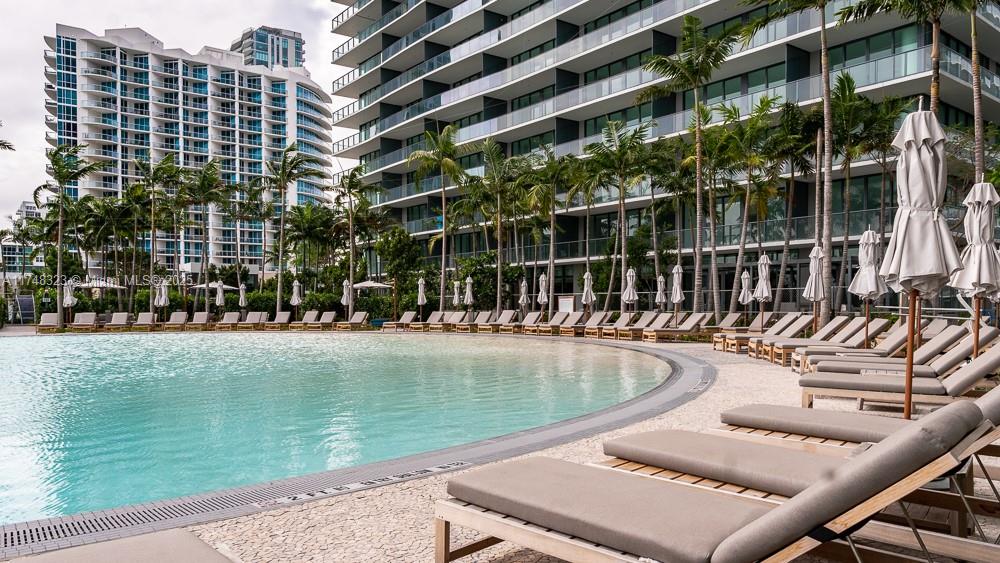 PARAISO BAY CONDO - Residential