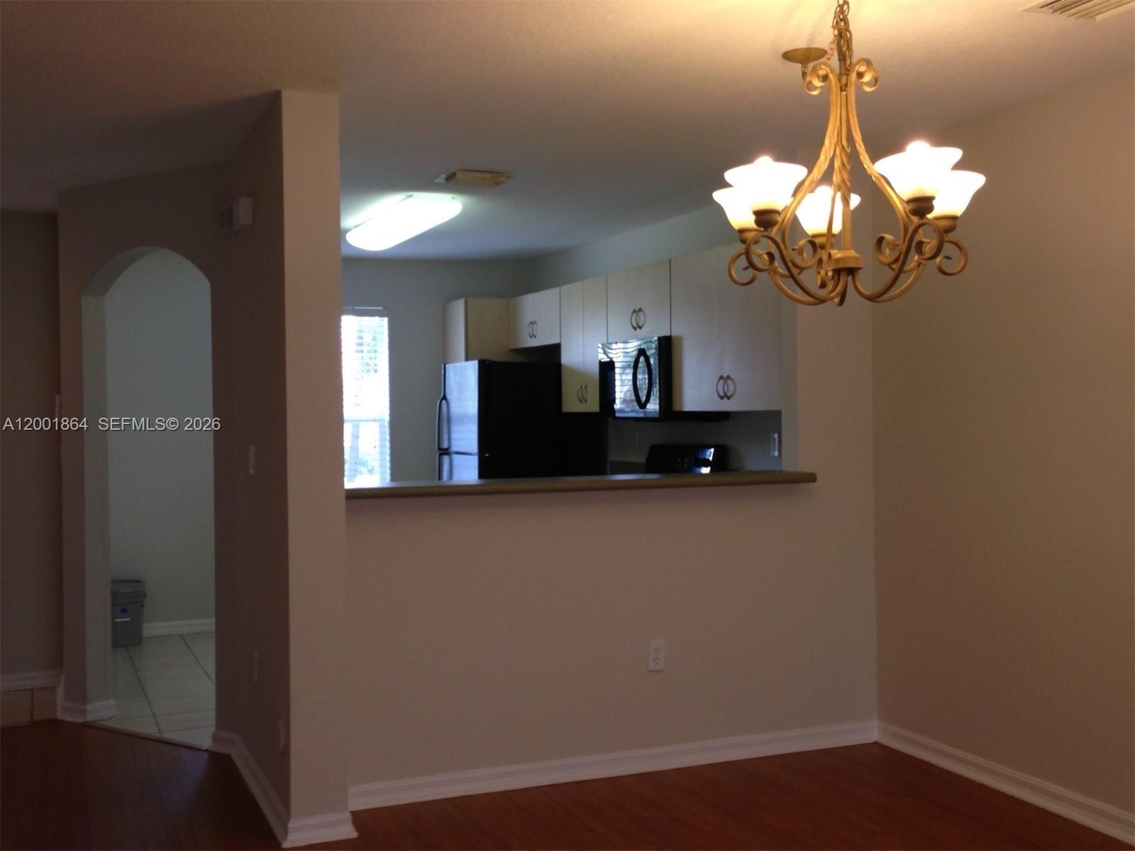 MELROSE POINT CONDO - Residential Lease