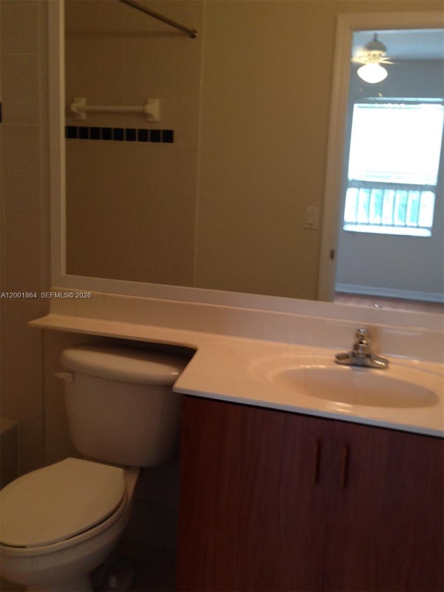 MELROSE POINT CONDO - Residential Lease