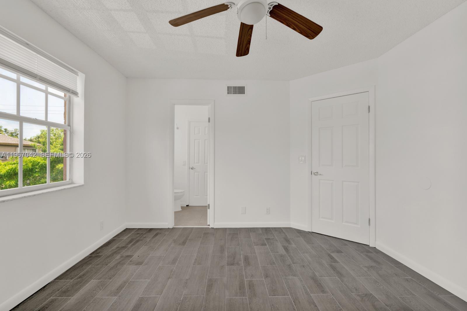 WINDMILL LAKES IV CONDO - Residential Lease