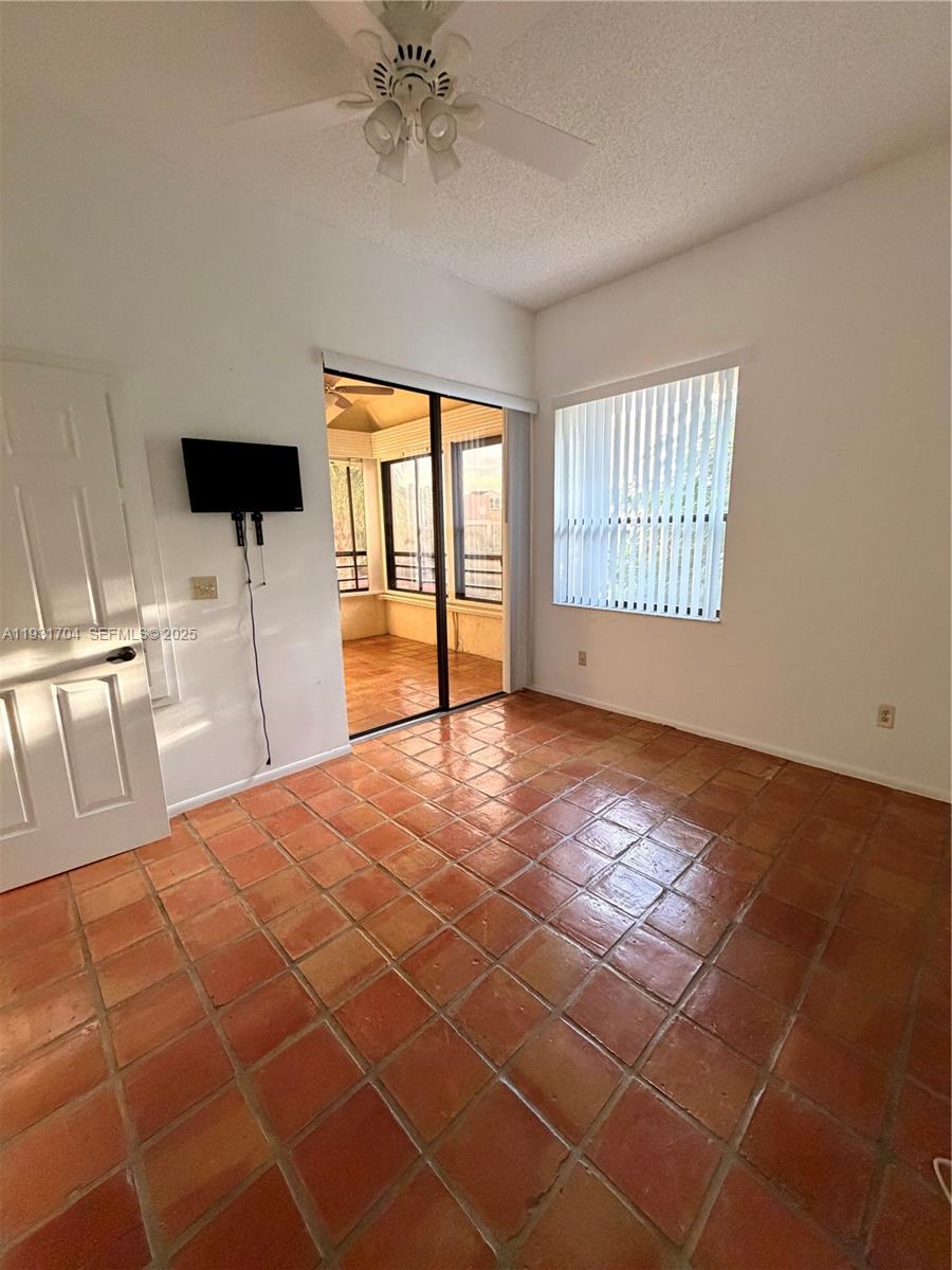 LA PAZ AT BOCA POINTE - Residential Lease