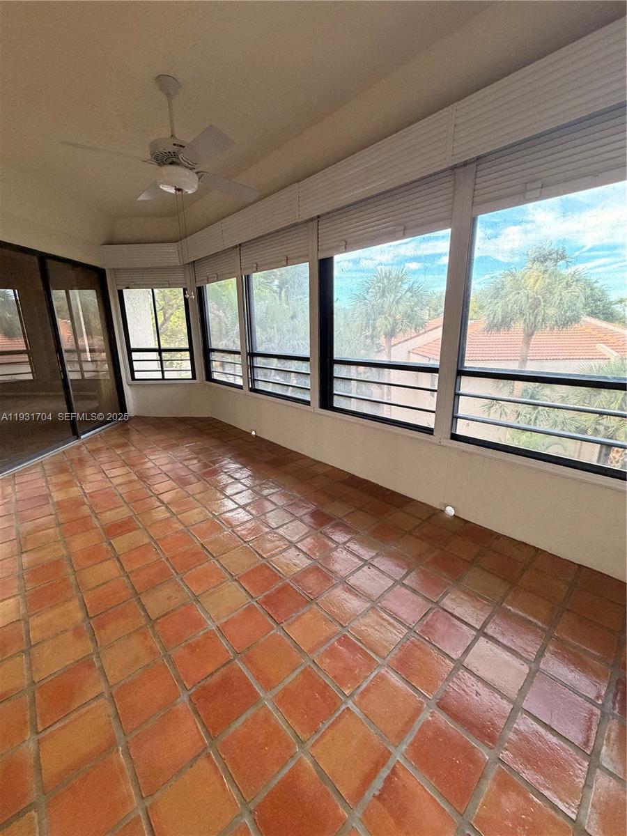 LA PAZ AT BOCA POINTE - Residential Lease