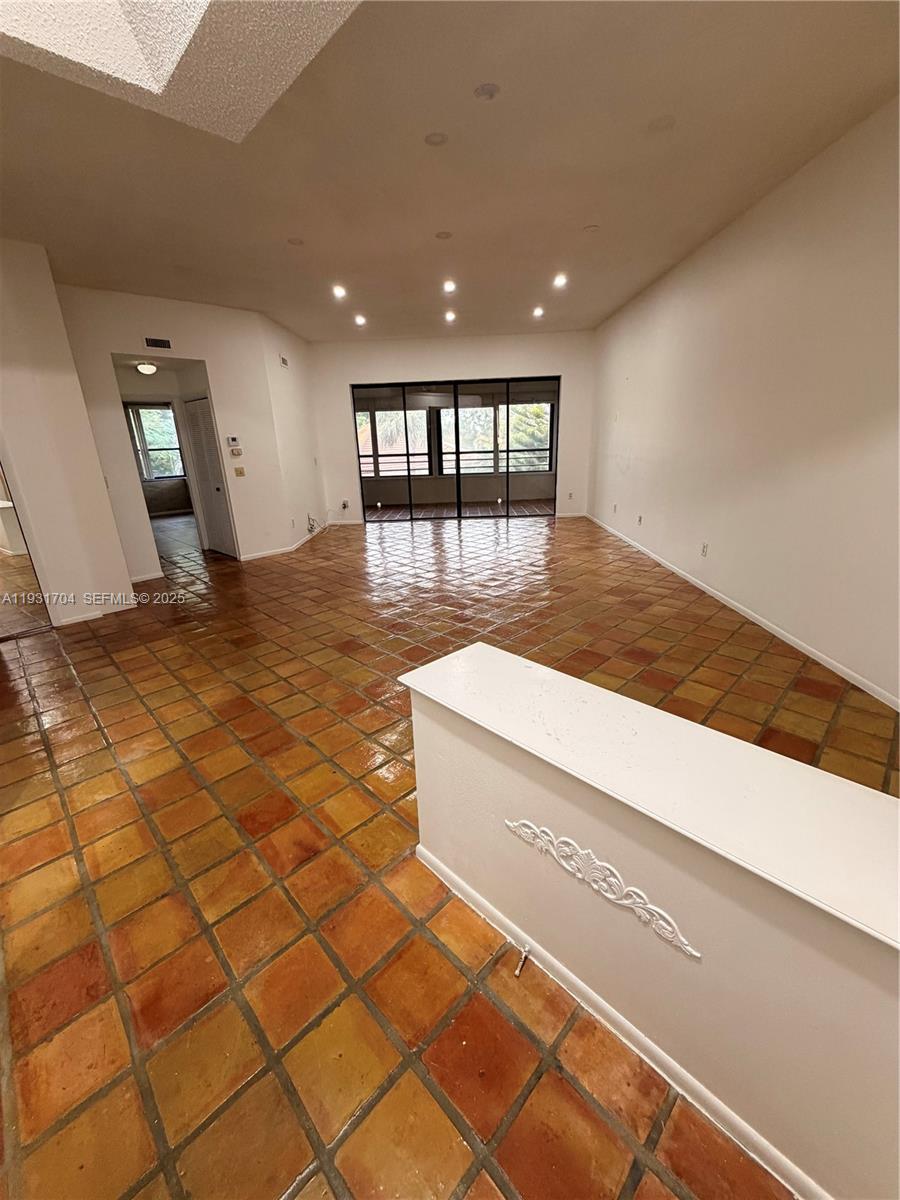 LA PAZ AT BOCA POINTE - Residential Lease