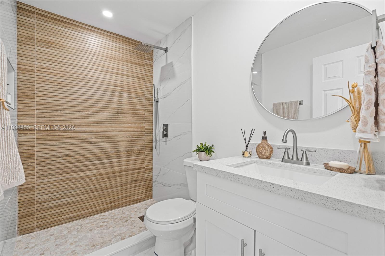 ALAMO COUNTRY ESTATES - Residential