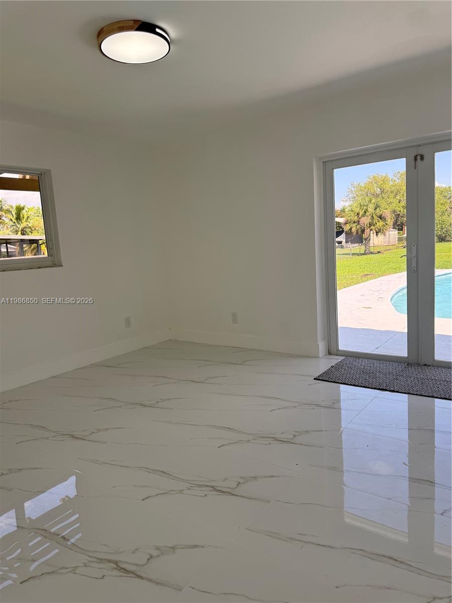 ALAMO COUNTRY ESTATES - Residential