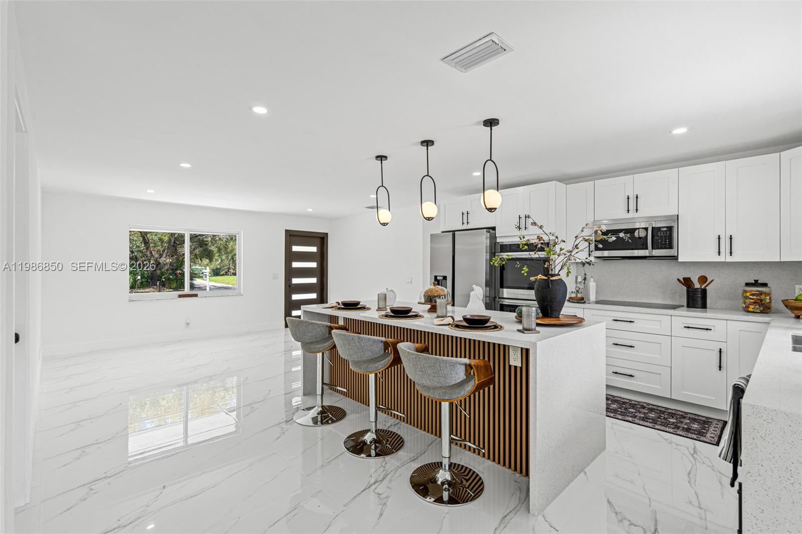 ALAMO COUNTRY ESTATES - Residential