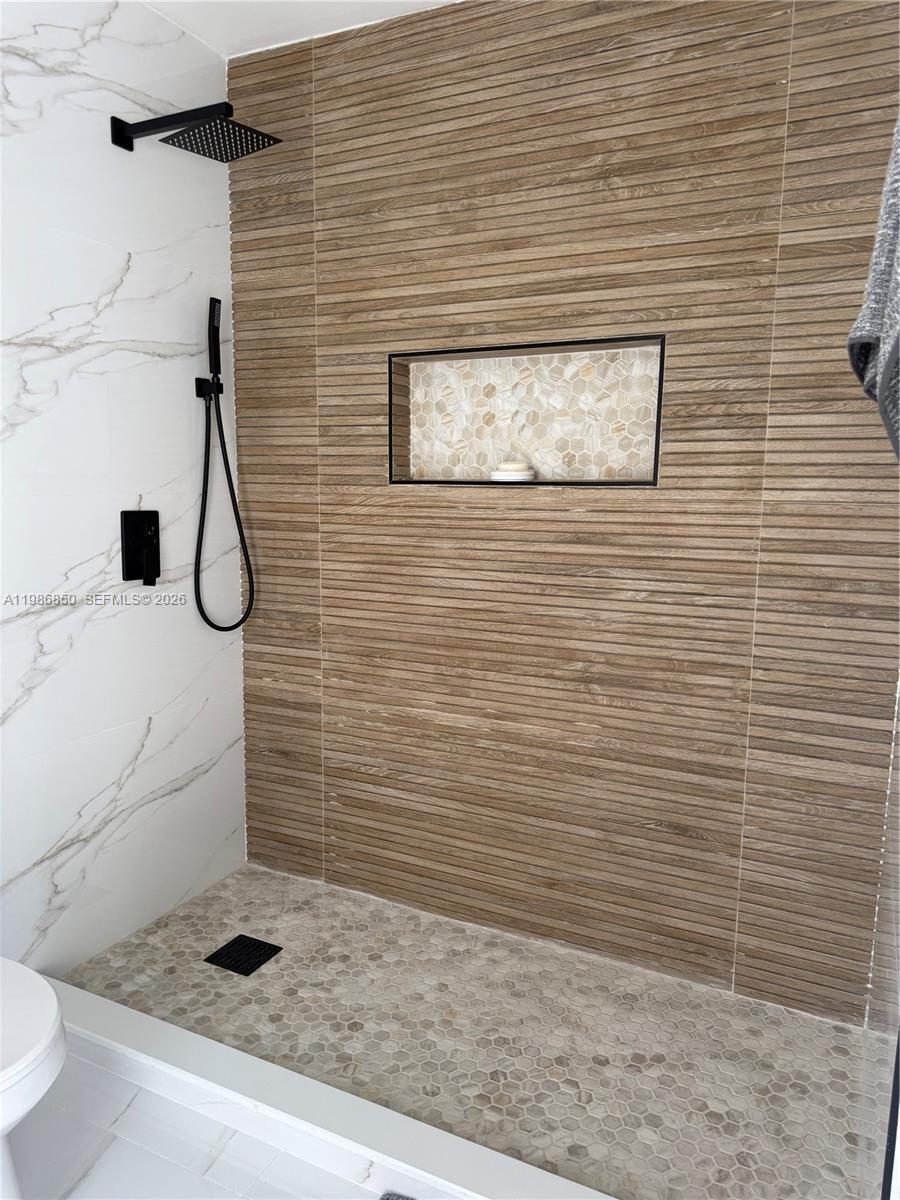 ALAMO COUNTRY ESTATES - Residential