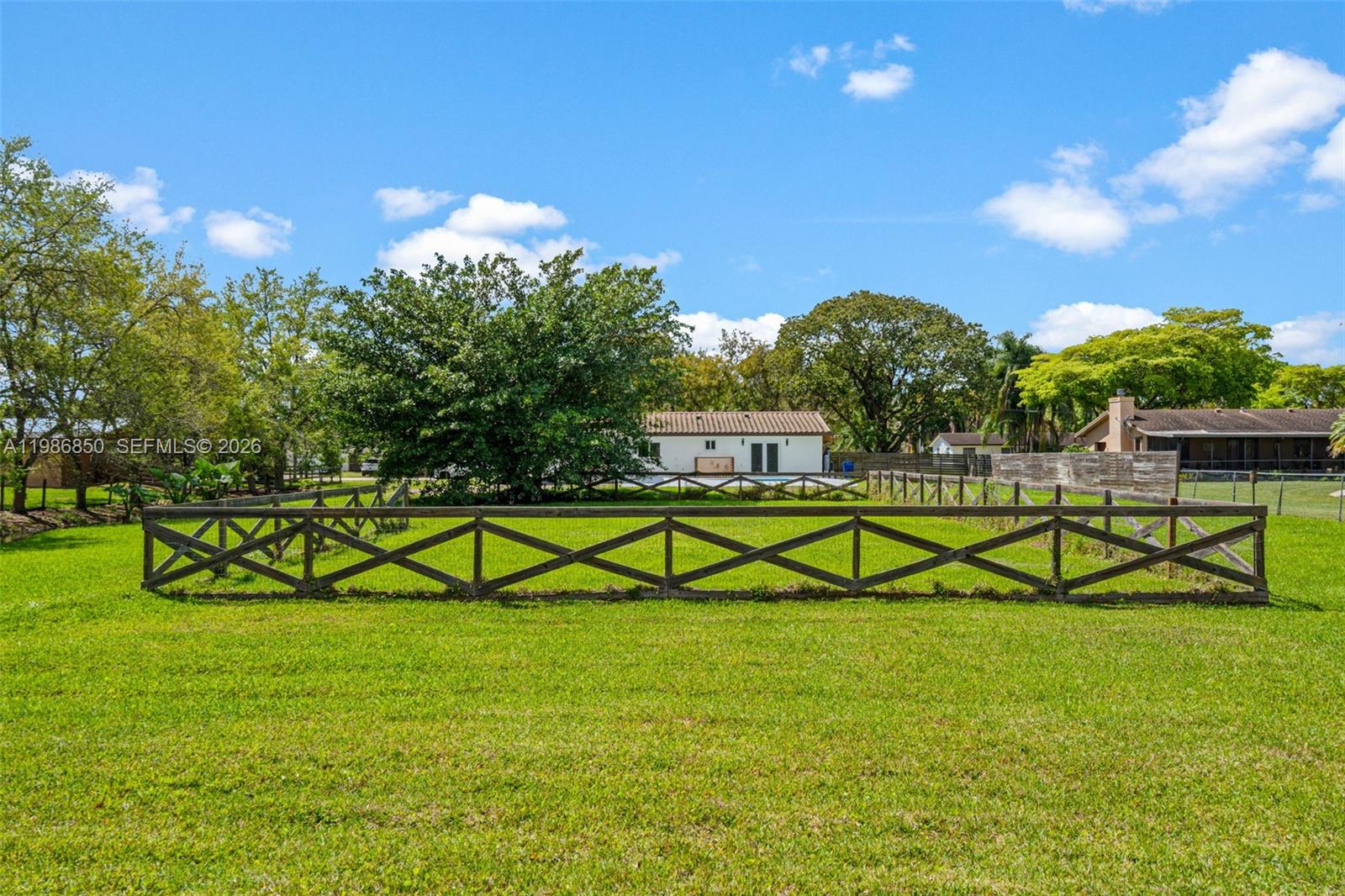 ALAMO COUNTRY ESTATES - Residential