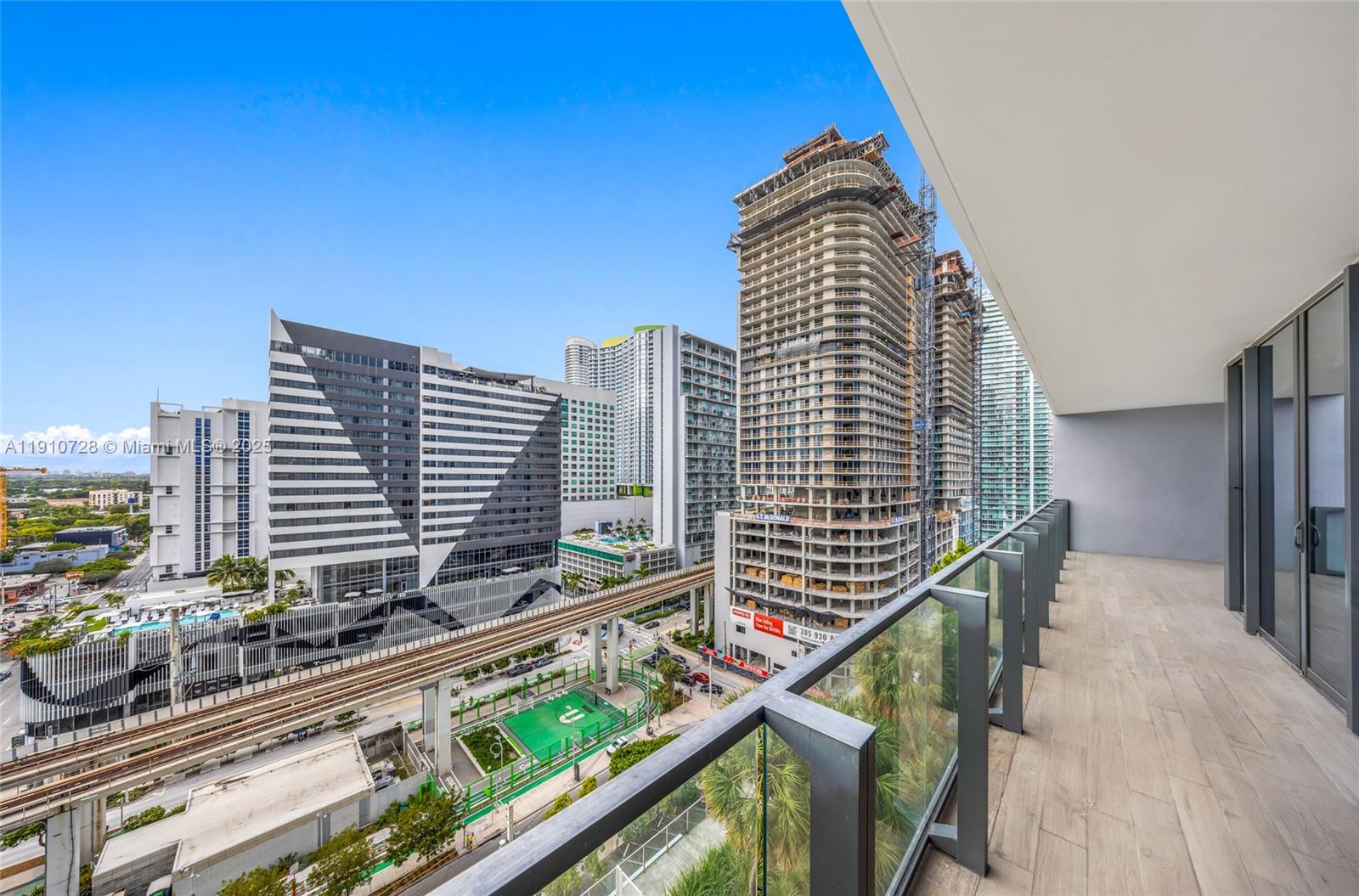 RISE CONDO - Residential Lease