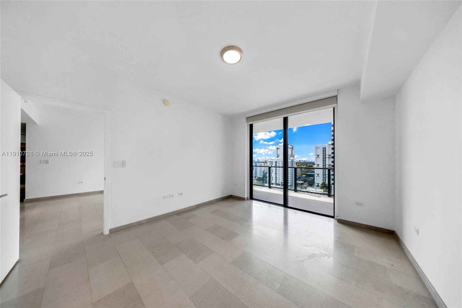 RISE CONDO - Residential Lease